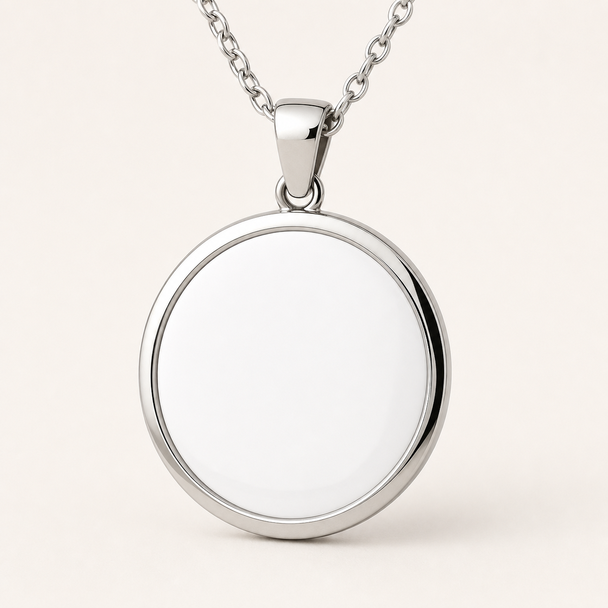 Custom photo pendant reviewed for portrait crop and finish choice